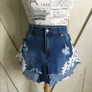 🌸Flower Appliqué Festival Shorts🌸